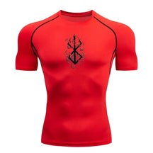 Treine com estilo usando a camisa de compressão ShadowFit