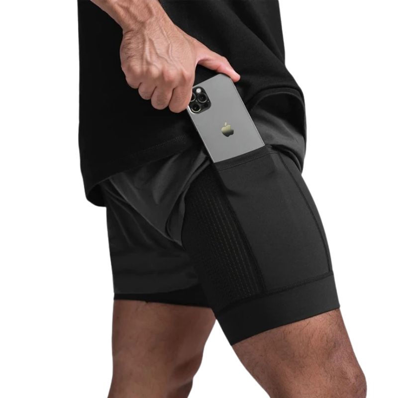 Short 2 em 1 masculino preto com camada interna de compressão e bolso lateral para celular, ideal para treino funcional