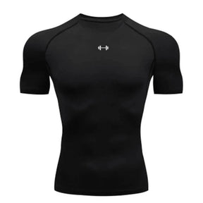 Camisa de compressão masculina preta com logo branco, modelo dry fit com ajuste anatômico para academia e performance esportiva